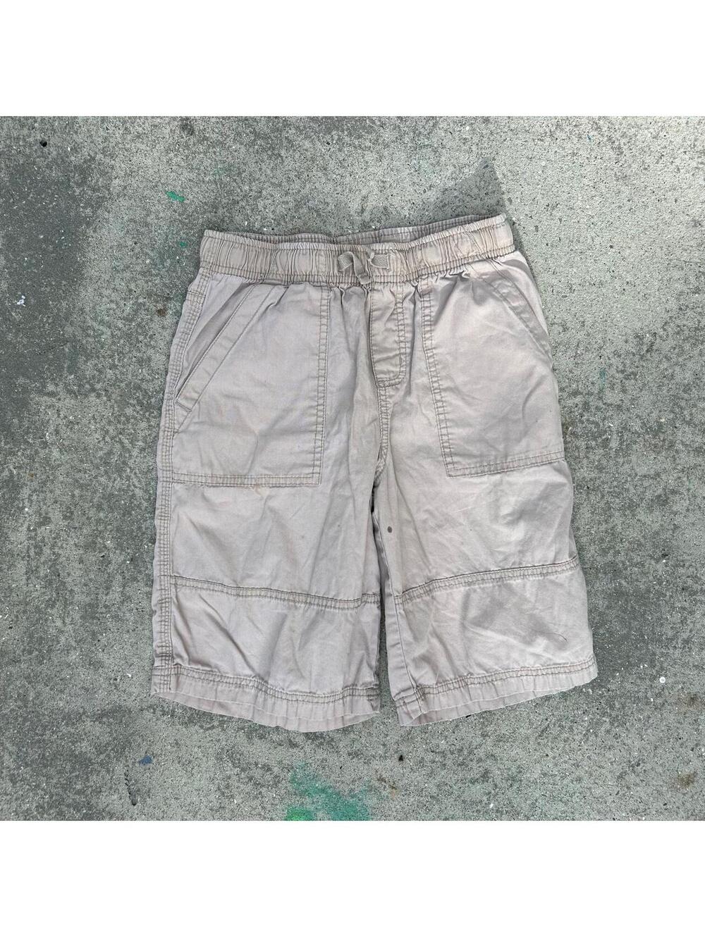 Tan cargo shorts with adjustable waistband, size L #cargo #utility